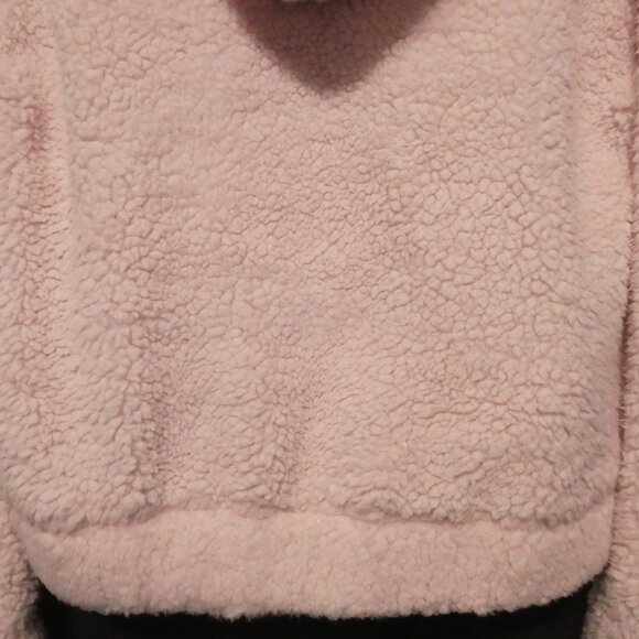 WEEKEND EDITION | small | Light Pink Hooded Teddy Jacket | Loop Zip Pull | GUC - Picture 15 of 16